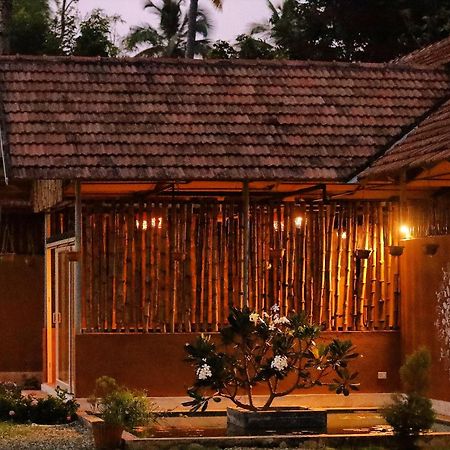 Hotel Pura Vida Varkala Exteriér fotografie