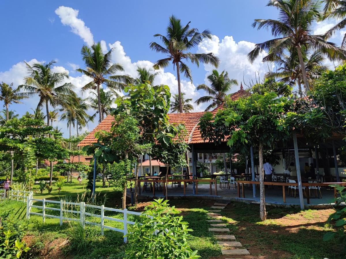 Hotel Pura Vida Varkala Exteriér fotografie