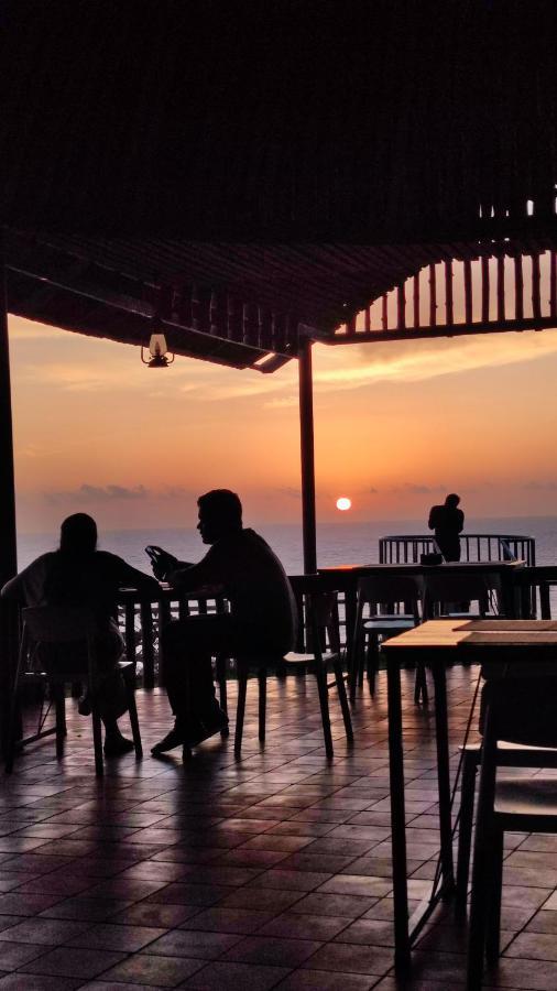 Hotel Pura Vida Varkala Exteriér fotografie