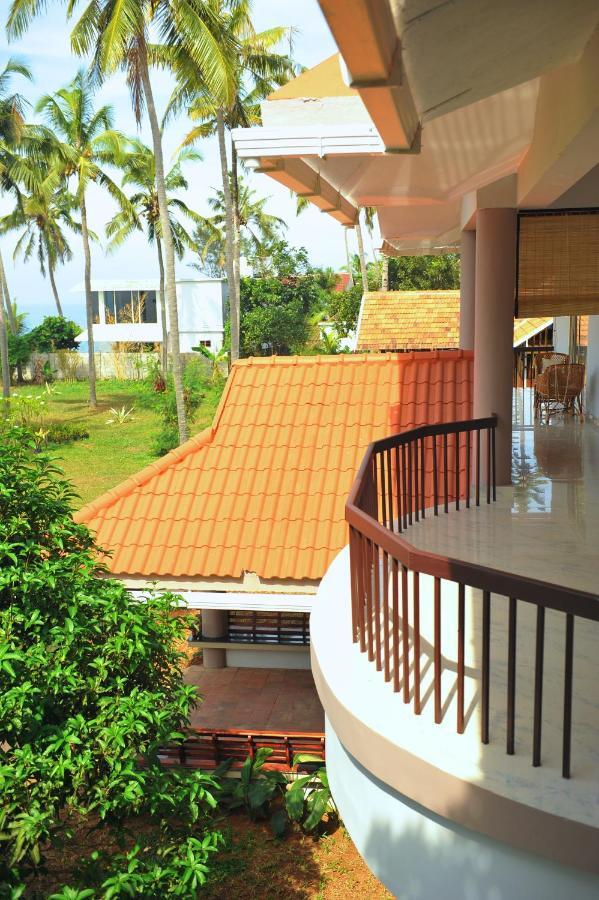 Hotel Pura Vida Varkala Exteriér fotografie